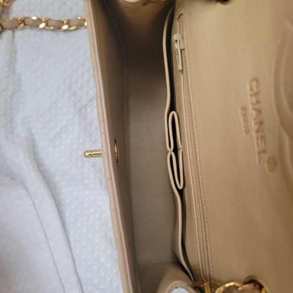 Chanel Circle CC Lock Beige Half Flap - Picture 2 of 9